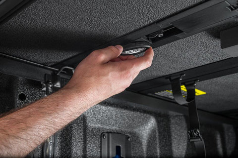 EX_Solid_Fold_ALX_22-F150_Detail_Latch_03.jpg