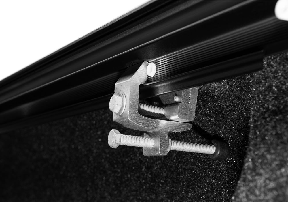 RX_ProXR_19Ford-Ranger_Details_01Clamp.jpg