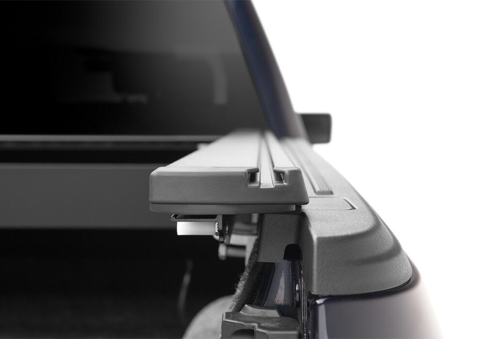 RX_ProXR_21Ford-F150_Details_04RailEnd.jpg
