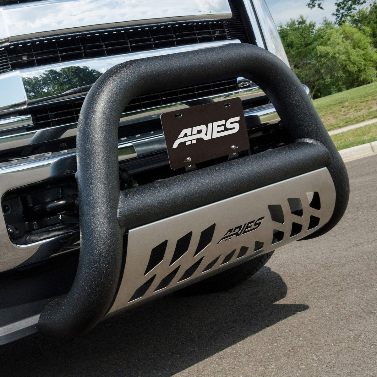 ARIES AL45-3006 Big Horn 4-Inch Black Aluminum Bull Bar, Select Ford F-250, F-350 Super Duty